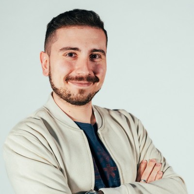 Luis Sagastibelza González